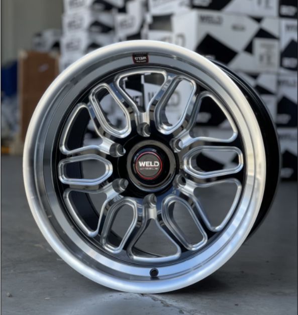 Picture of Weld Laguna Wheels